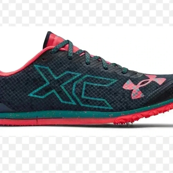 Under Armour Brigade XC Low Spiked Track Running Shoes Sz 10.5 - Picture 2 of 11